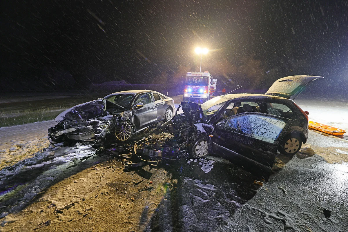 Teisendorf BY – Eine Tote und mehrere Verletzte nach Unfall im Gegenverkehr