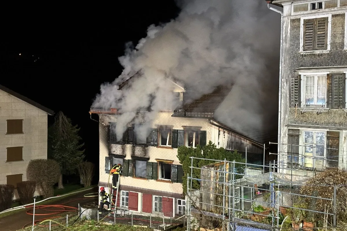 Herisau AR - Brand eines Wohnhauses in Herisau