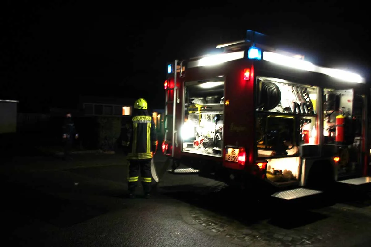 Feuerwehreinsatz in Gangelt - Zwei Verletzte bei Zimmerbrand