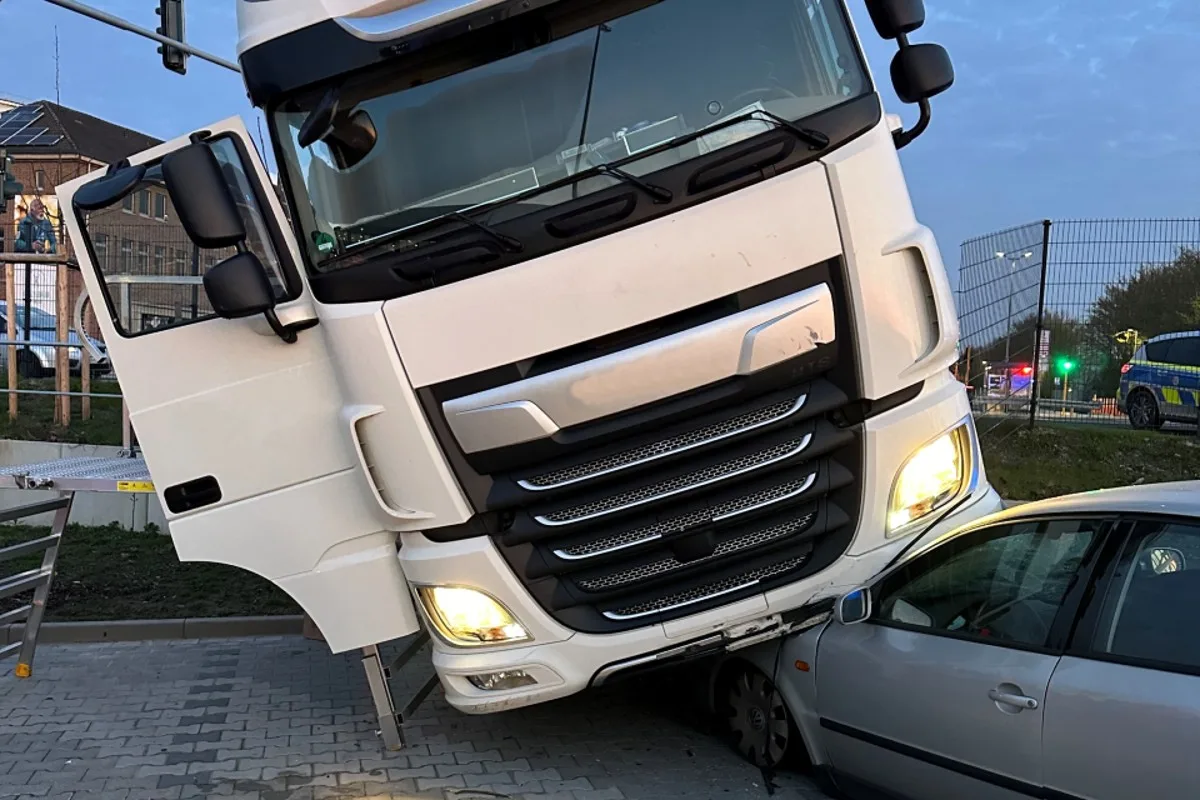 Grevenbroich - LKW-Fahrer verstorben