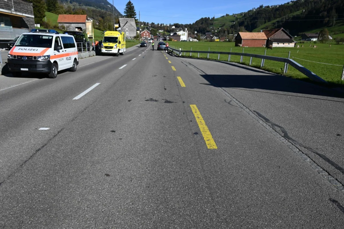 Unterwasser SG - Drei Verletzte nach Auffahrkollision