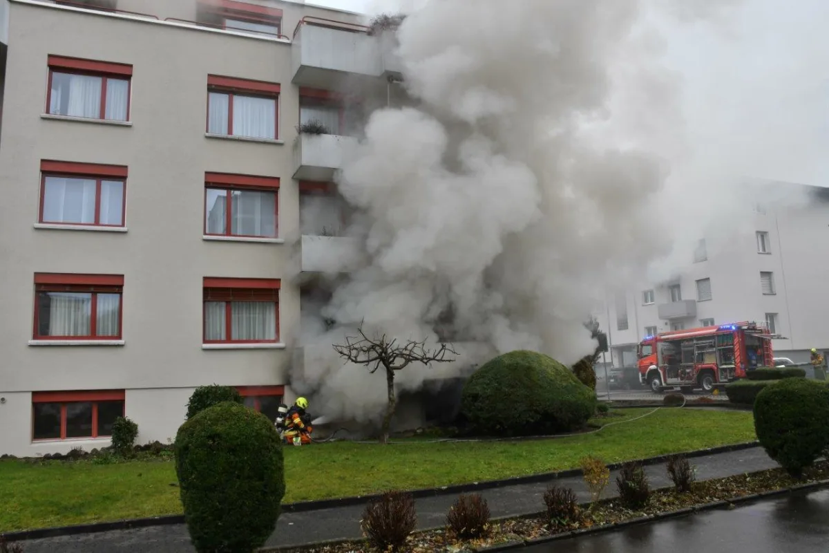 Stans NW – Brand im Keller eines Mehrfamilienhauses