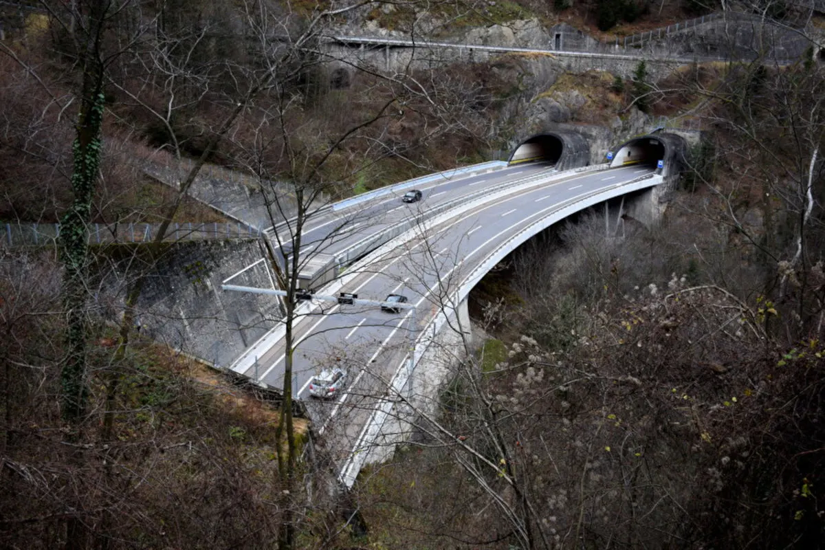 A2 Amsteg UR – Verkehrsbehinderungen wegen Reinigungsarbeiten