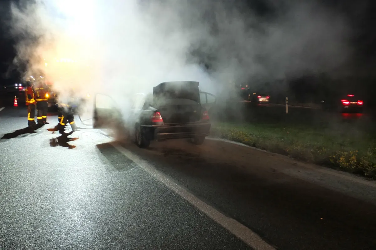 Mörschwil SG -  Auto brennt aus - es war nicht versichert