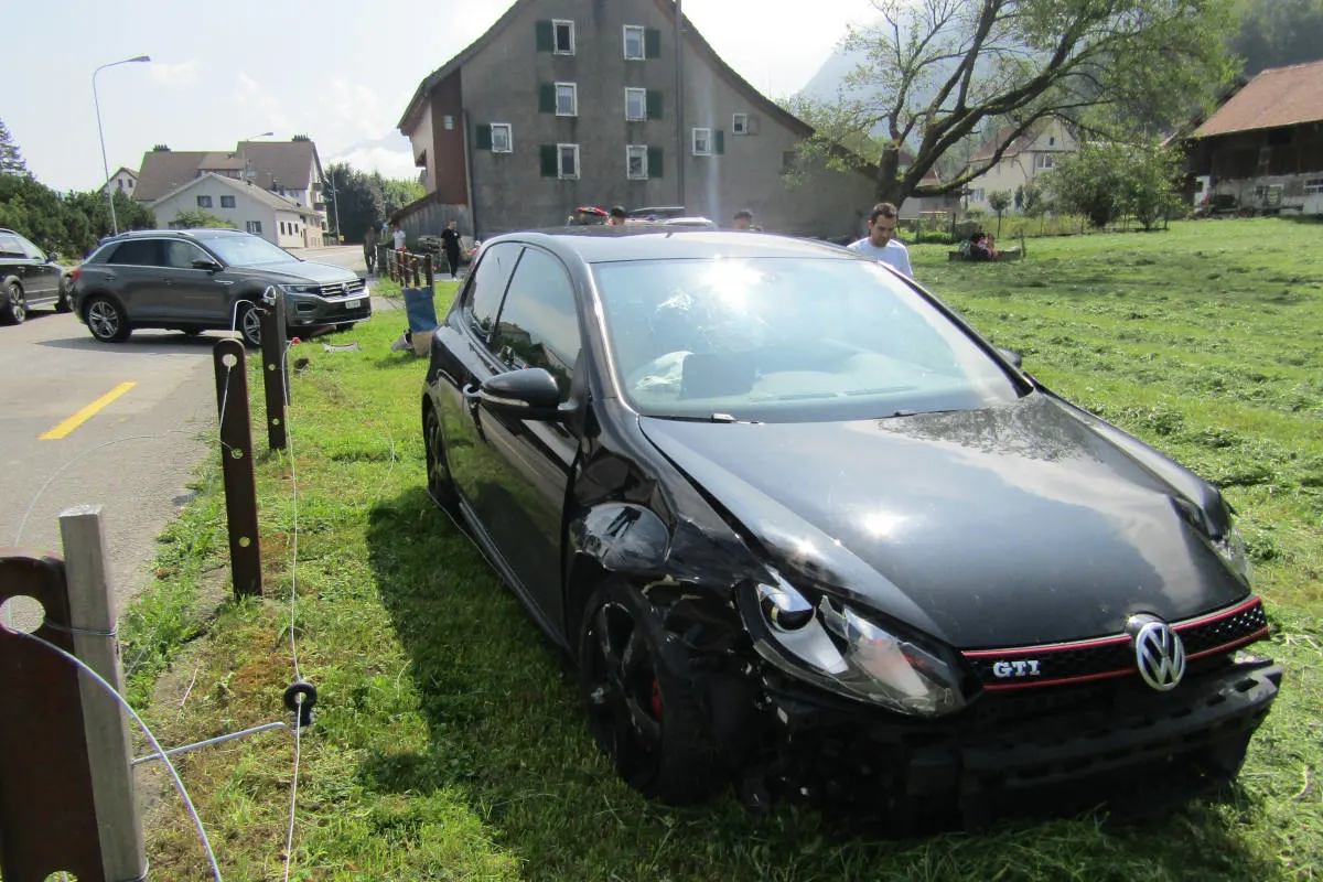 Bilten GL - Verkehrsunfall durch Lenkfehler