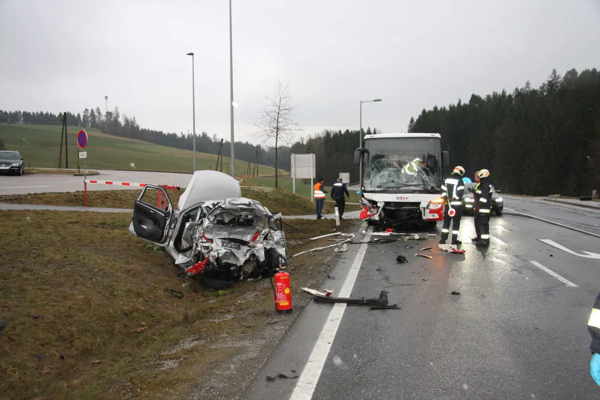 Bezirk Rohrbach – Schwer verletzte wurde mit Rettungshubschrauber abtransportiert