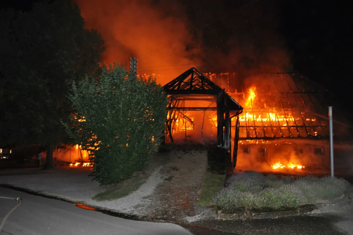 Aetingen SO - Defektes Ladekabel als Brandursache ermittelt