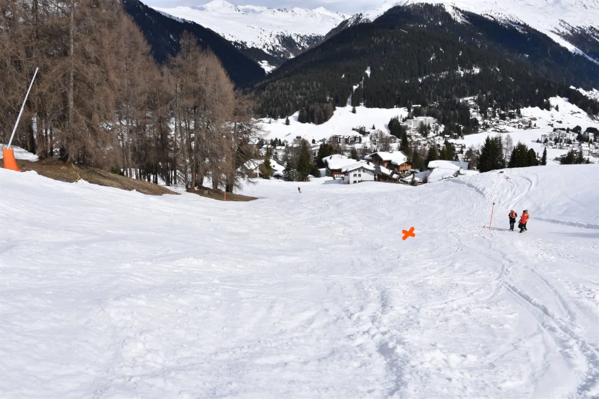 Davos Dorf GR - 65-Jährige regungslos im Skigebiet aufgefunden