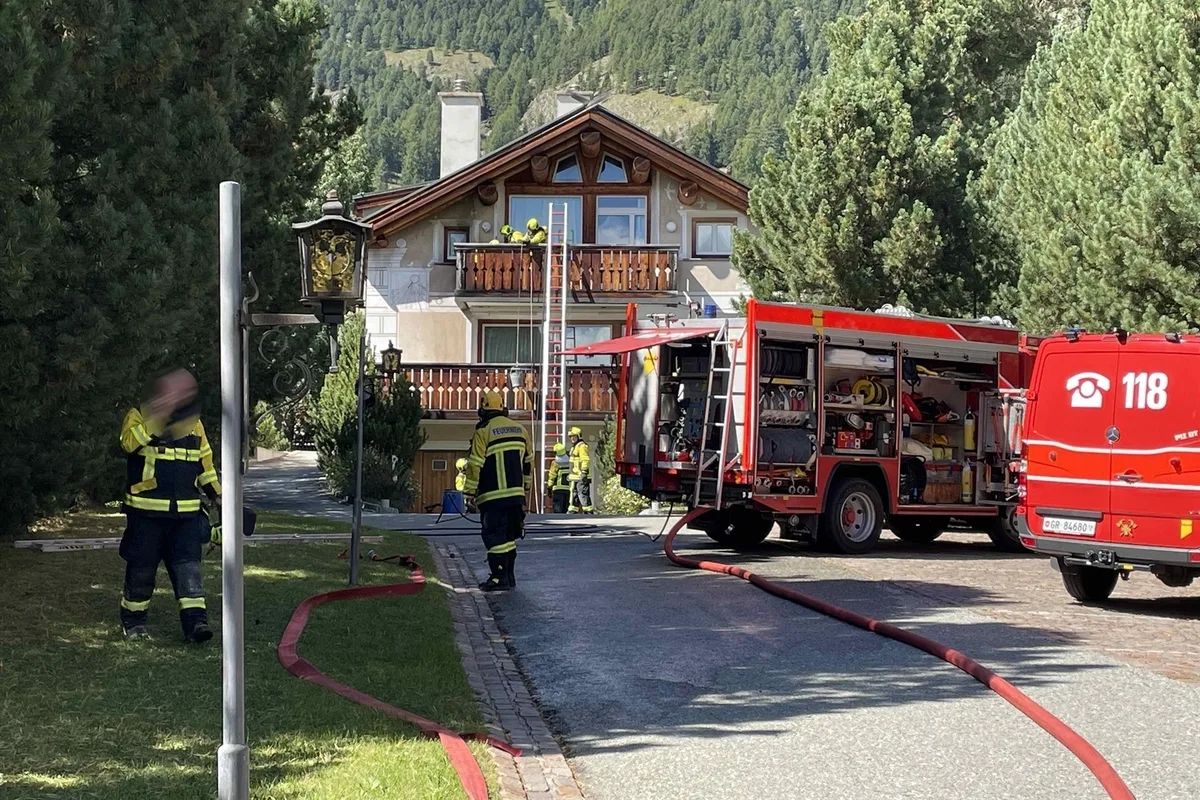 Samedan und Scuol GR - Brand in einem Mehrfamilienhaus und in einem Hotel