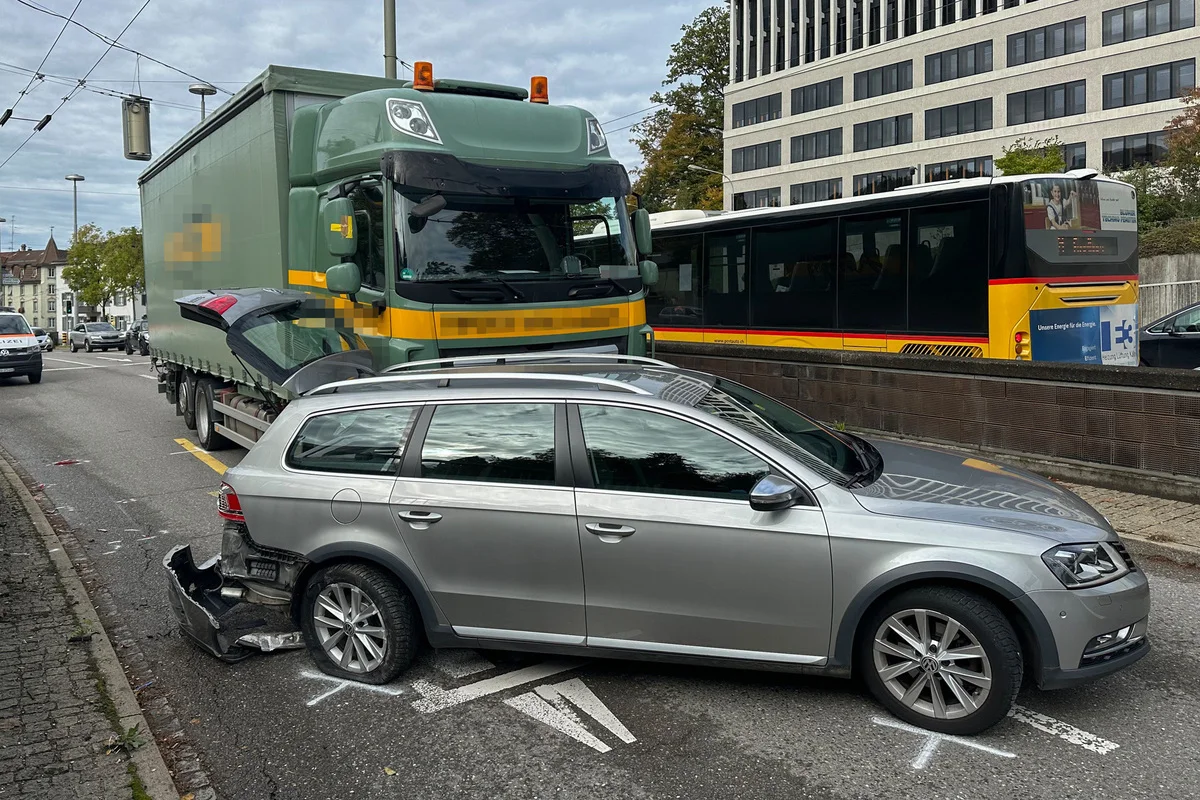 St.Gallen - Verkehrseinschränkungen aufgrund eines Unfalls 