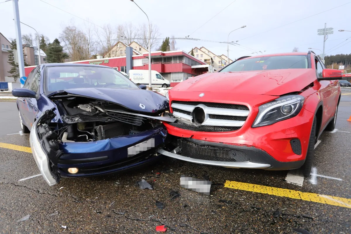 St. Gallen – Heftige Kollision – Zeugen gesucht