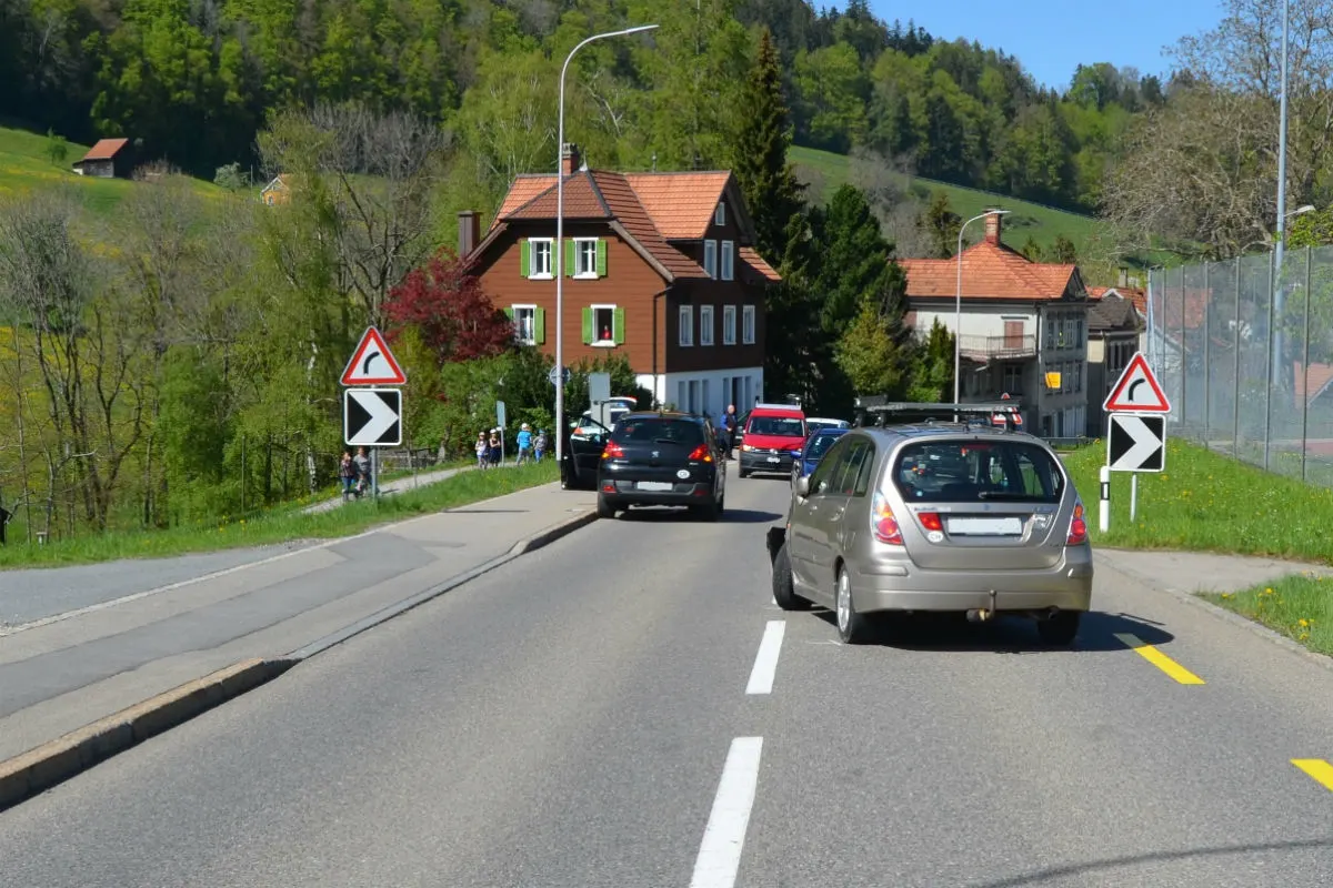 Grub AR - Kollision beim Linksabbiegen