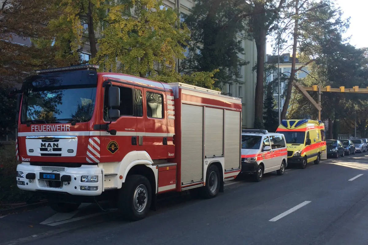 Bern BE - Wegen Rauchgasen hospitalisiert 