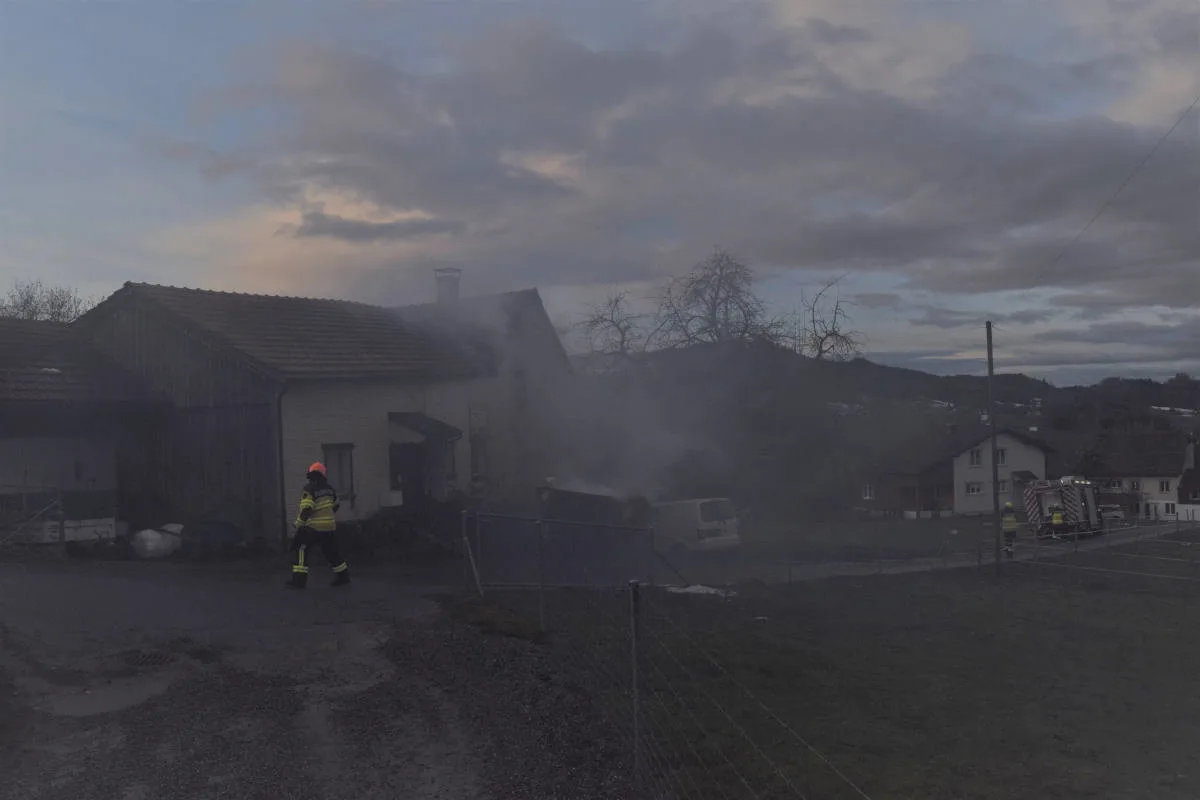 Brand in Rehetobel AR – Abfallmulde in Flammen aufgegangen