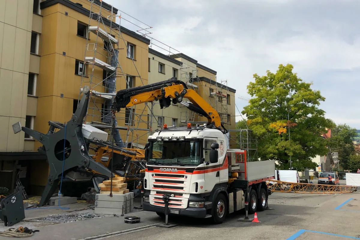 St. Gallen SG - Kran umgestürzt