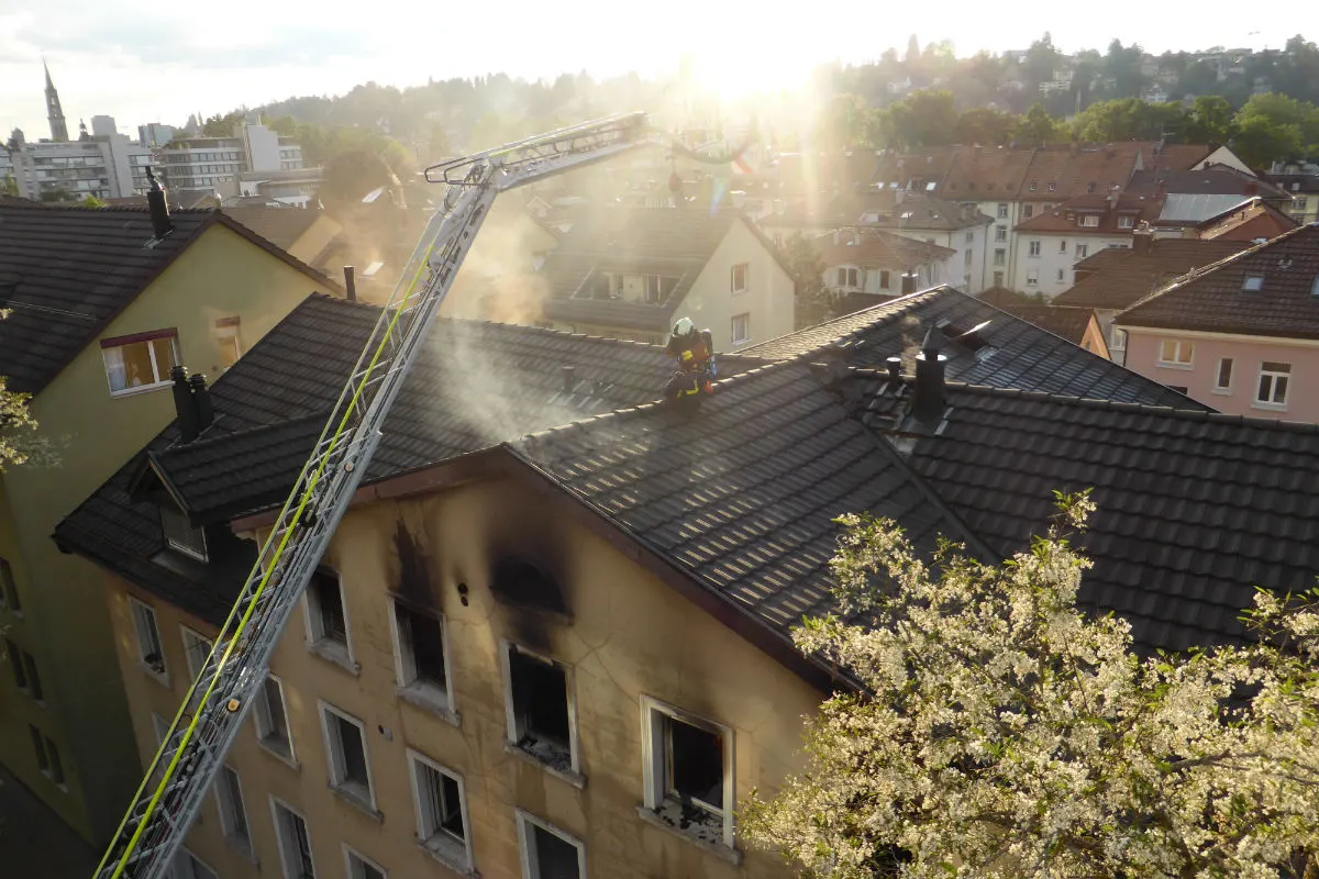 St. Gallen SG - Sieben Personen nach Brand im Spital