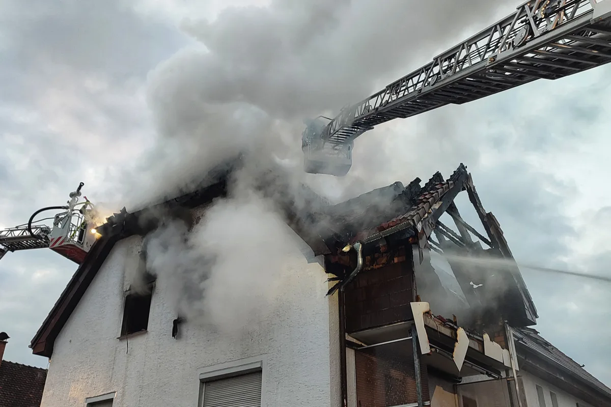 Stockach – Bewohner stirbt bei Wohnungsbrand in Mehrfamilienhaus