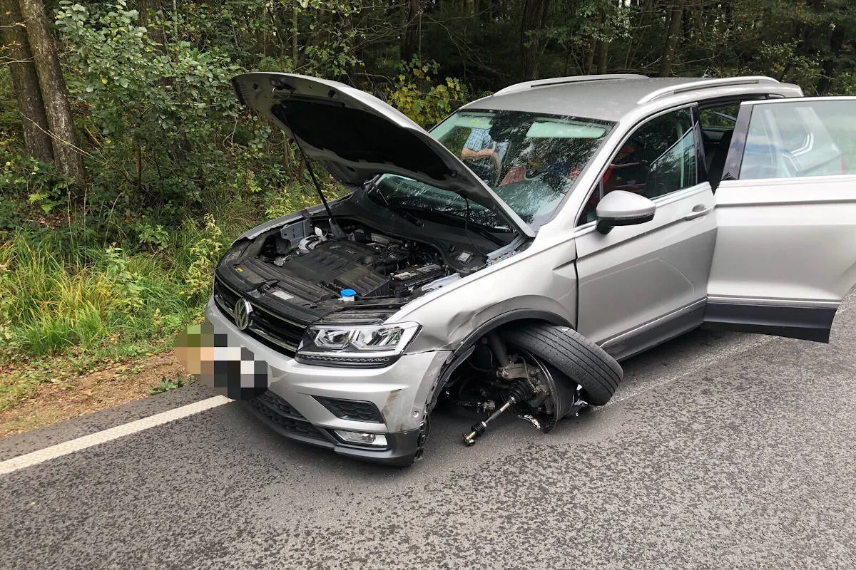 Stolberg - Schwerer Verkehrsunfall auf Jägerhausstraße