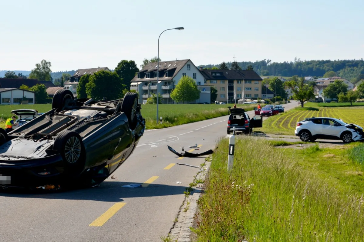 Müllheim TG - Vortritt weggenommen - Heftiger Crash mit zwei verletzten Personen