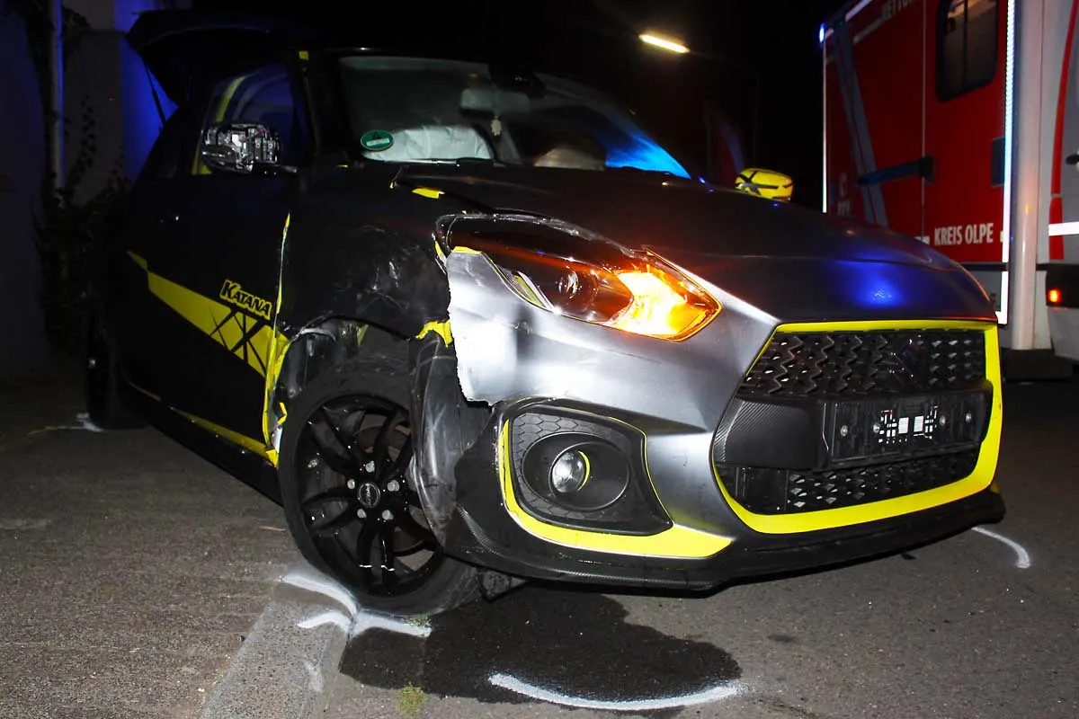 Lennestadt - Unfallverursacher schwer verletzt
