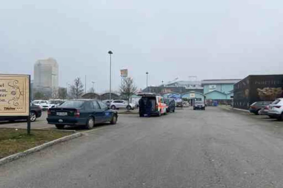 Stadt Schaffhausen: Zeugenaufruf zu Verkehrsunfall auf Parkplatz