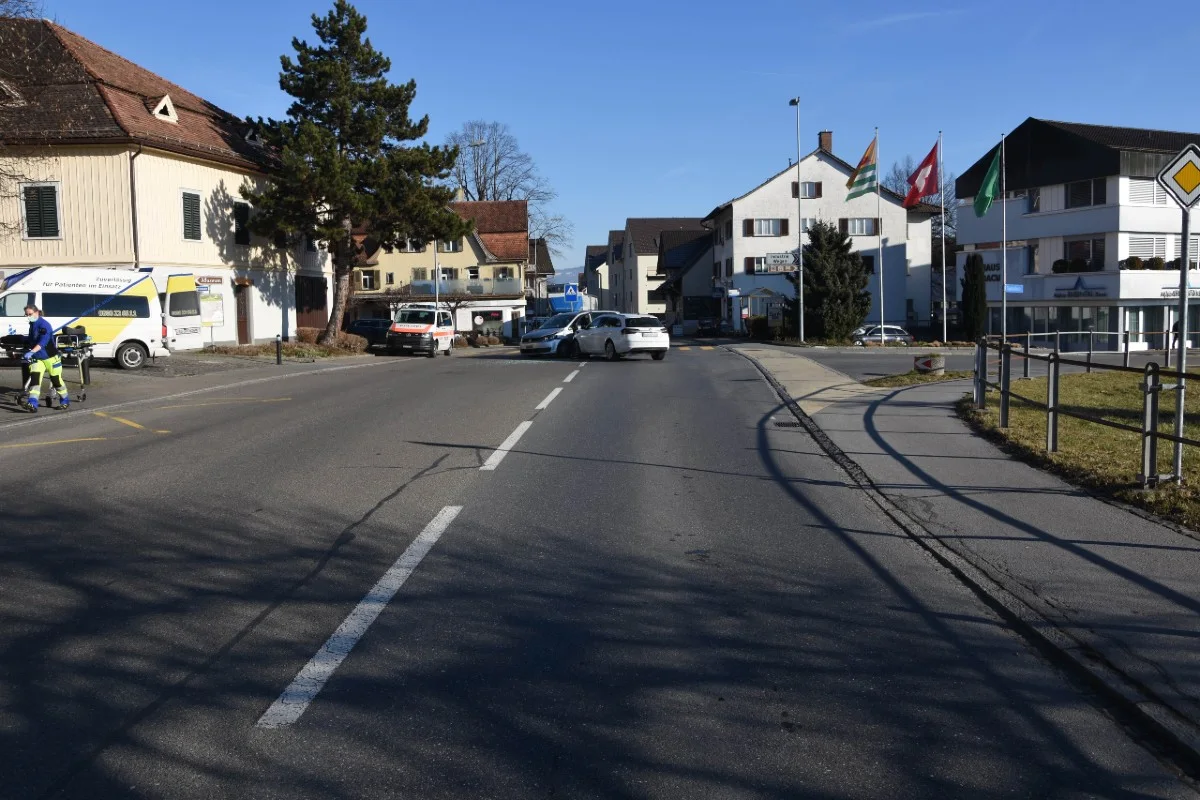  Balgach SG - Kollision zwischen zwei Autos
