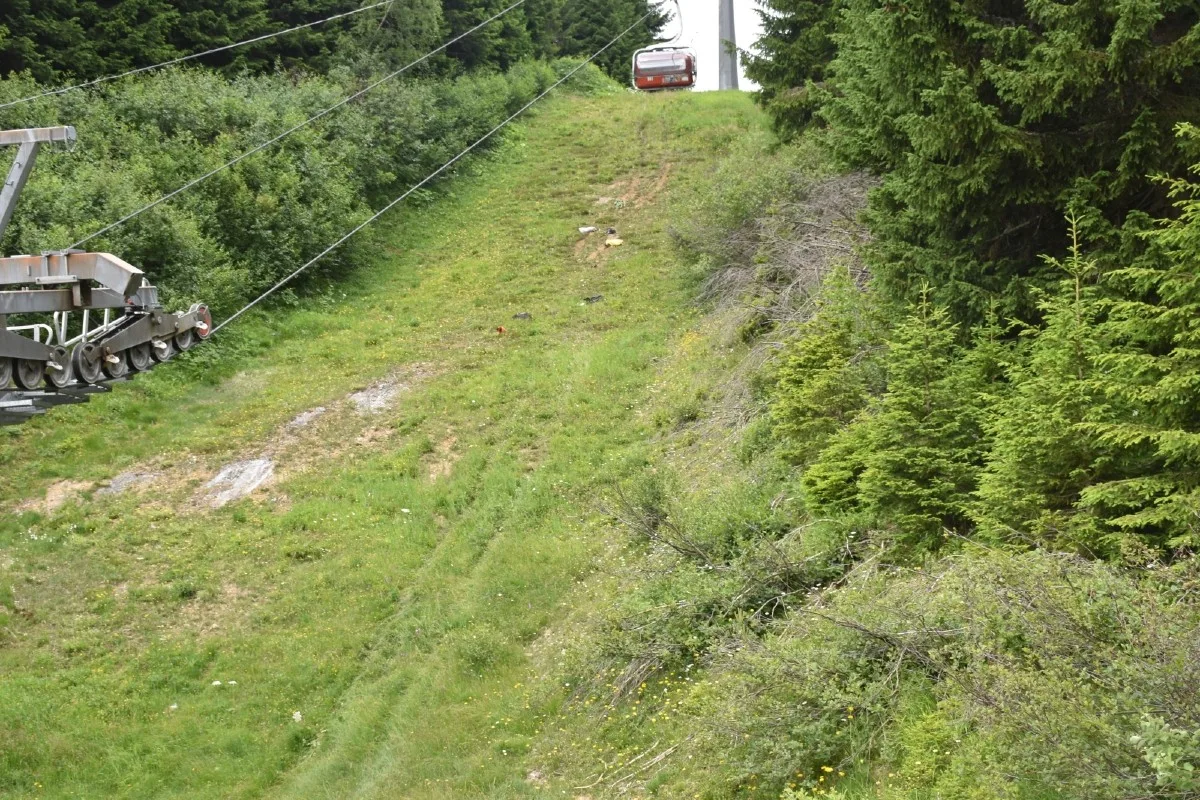Valbella GR -  Quad überschlägt sich in steilem Gelände - 39-Jähriger verletzt