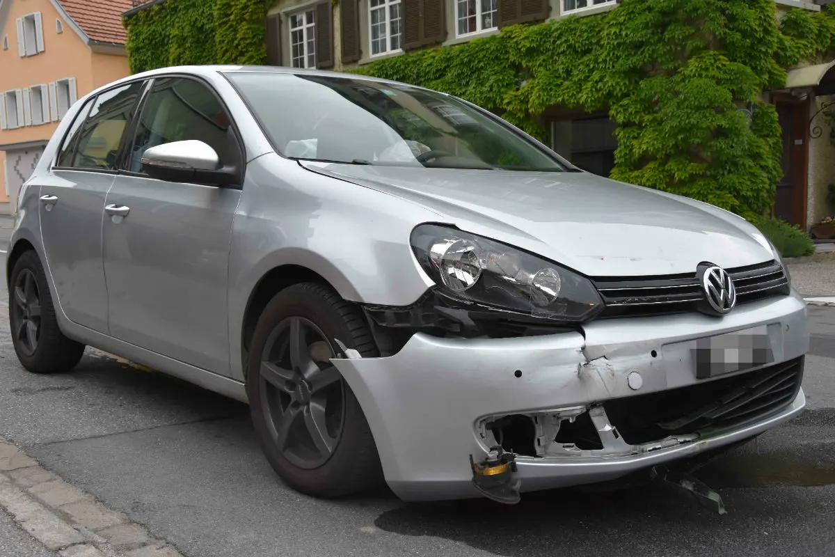 Sevelen SG - Auffahrkollision zwischen zwei Autos