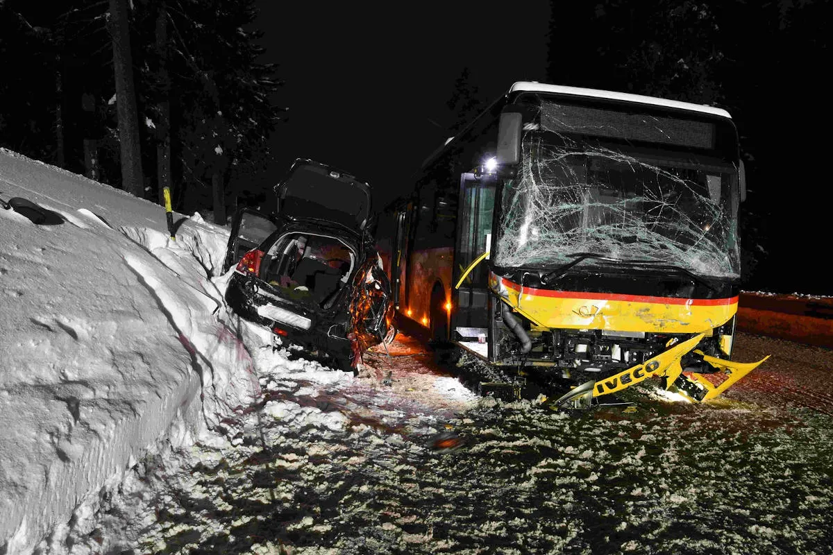 Drama in Vaz / Obervaz GR – Verkehrsunfall fordert zwei Todesopfer