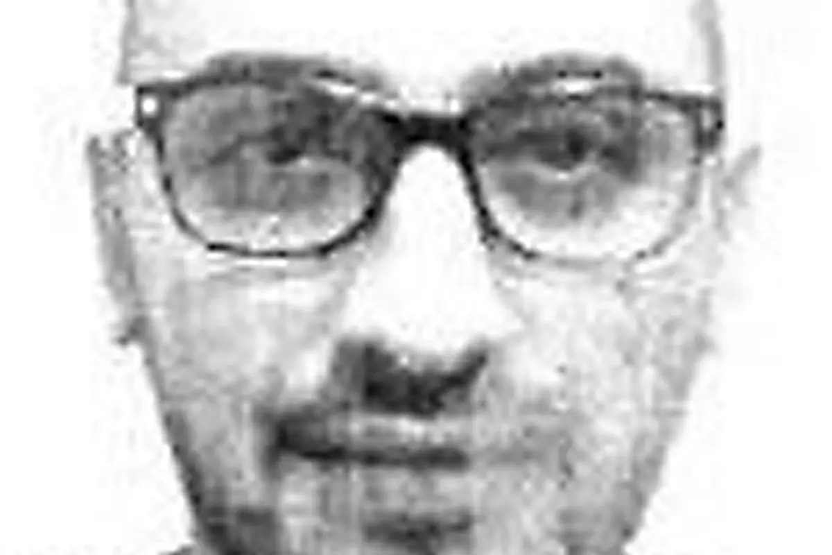 Internetbetrüger in Schwerin gesucht  - Mindestens 250 Fälle mit einem Gesamtschaden von ca. 75.000 Euro!