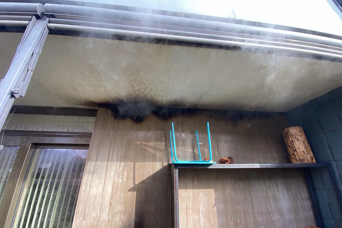 Wil SG – Fassade an Wohnhaus gerät in Brand