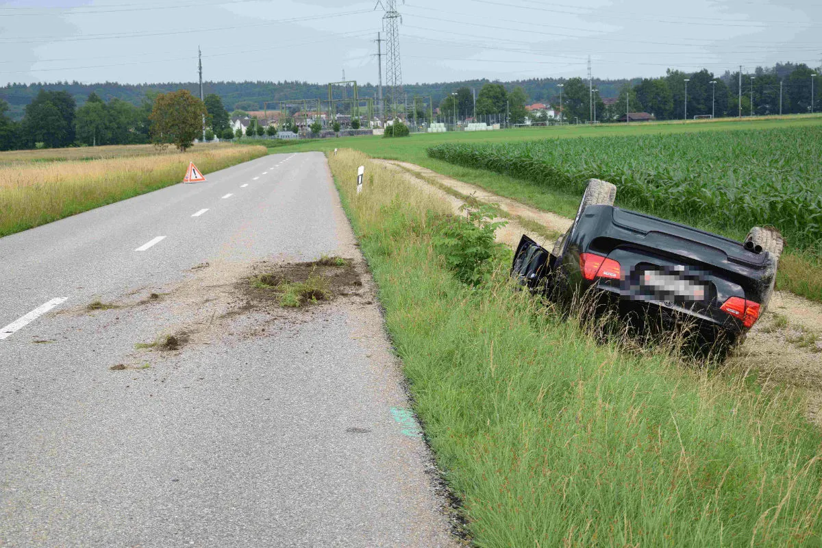 Deitingen SO - Autofahrer schrottet Auto