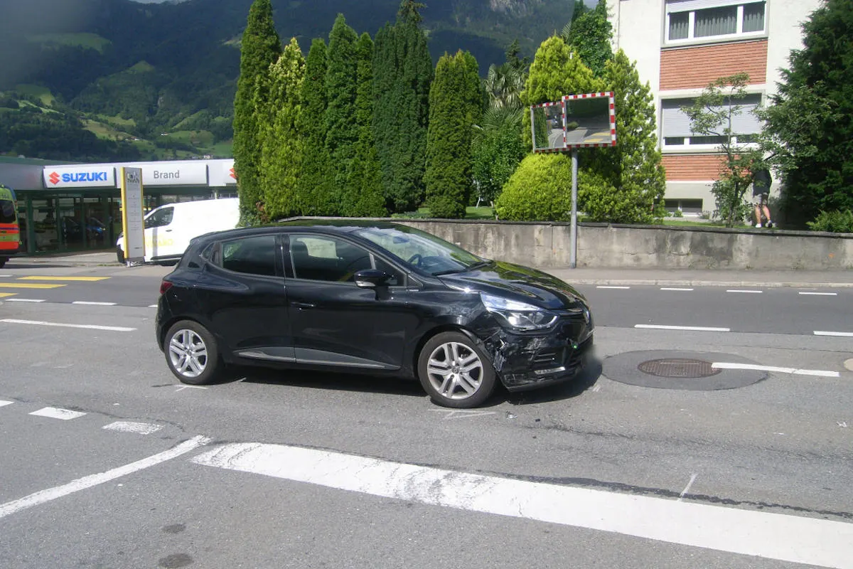 Schattdorf UR – Kollision zwischen zwei Personenwagen