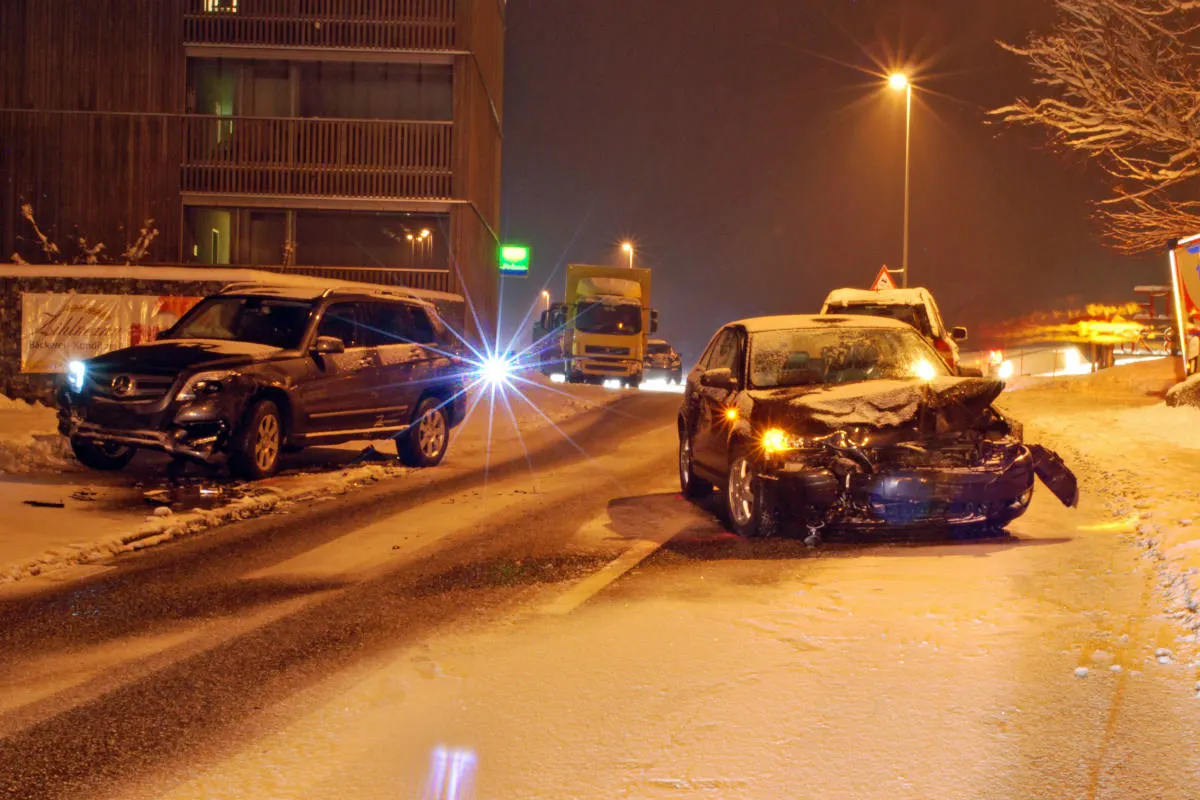 Entlebuch LU - Zwei Personen bei Verkehrsunfall verletzt