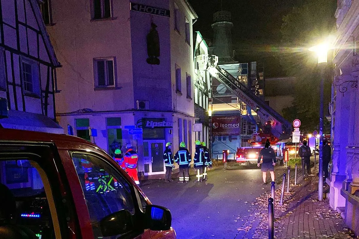 Kamen - Brand in einem älteren Gebäude in der Innenstadt
