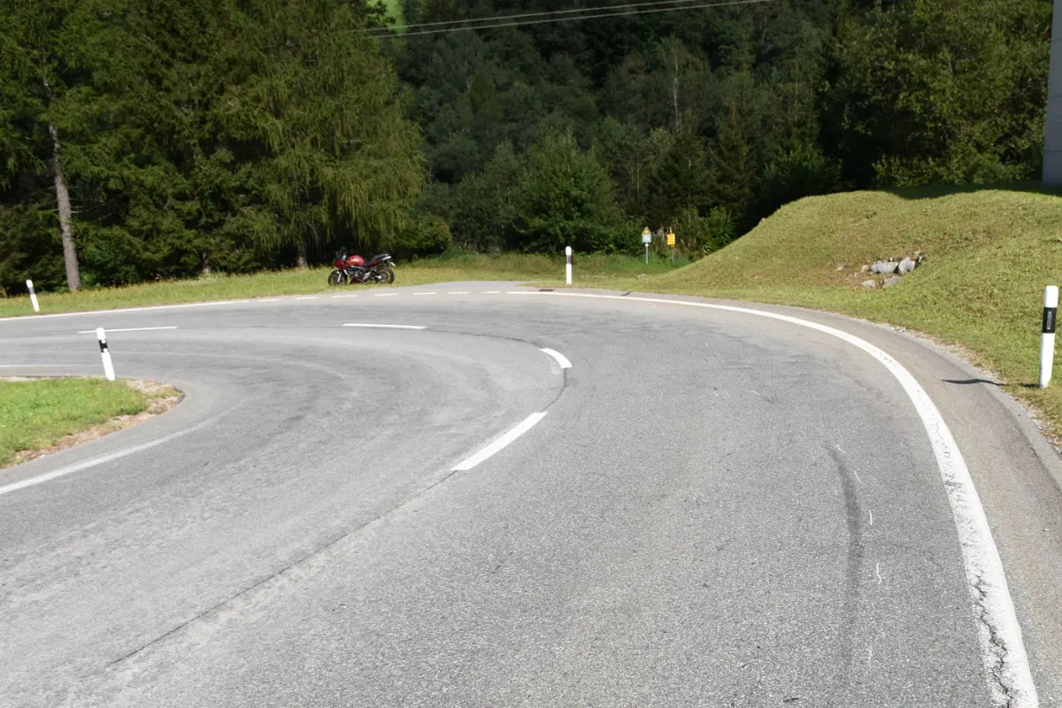 Vicosoprano GR -  Selbstunfall mit Motorrad