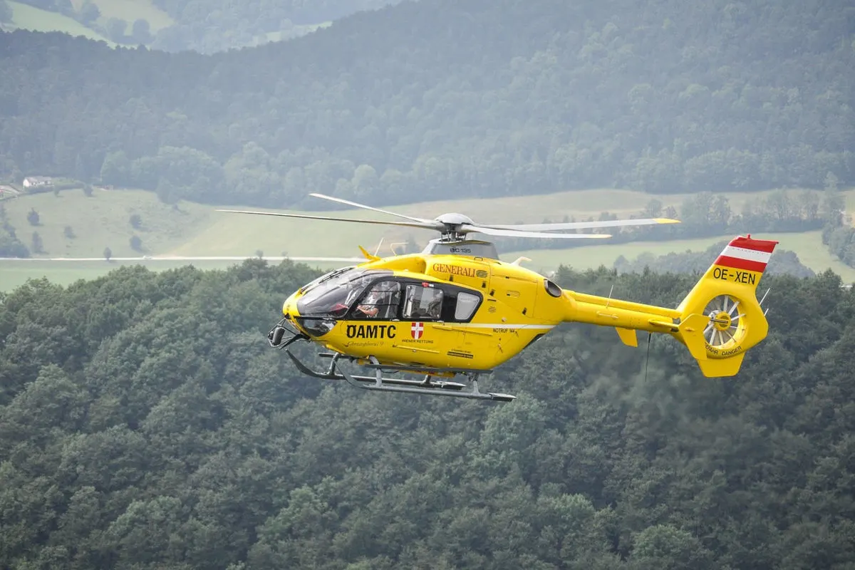 Nikolsdorf T – Mann bei Holzarbeiten schwer verletzt