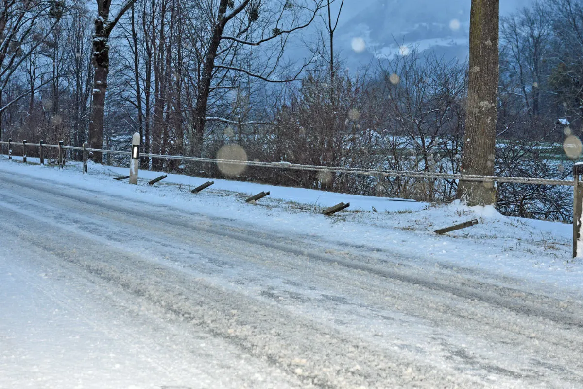 Liechtenstein FL - Autolenker verhalten sich pflichtwidrig - Zeugenaufruf