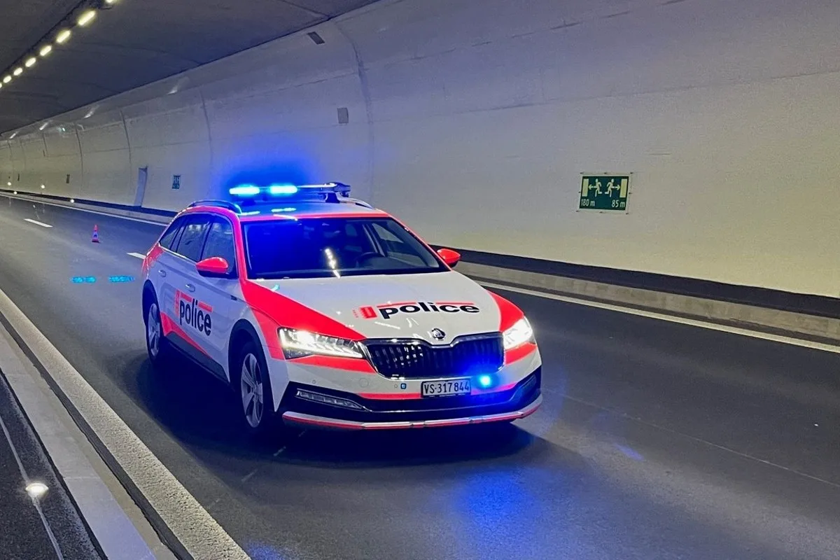 Polizeieinsatz in Visp VS - Raubüberfall auf ein Juweliergeschäft 