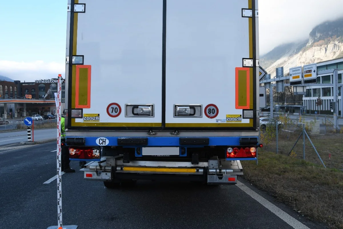 Stadt Chur - Wohnmobil nach Auffahrkollision mit Totalschaden