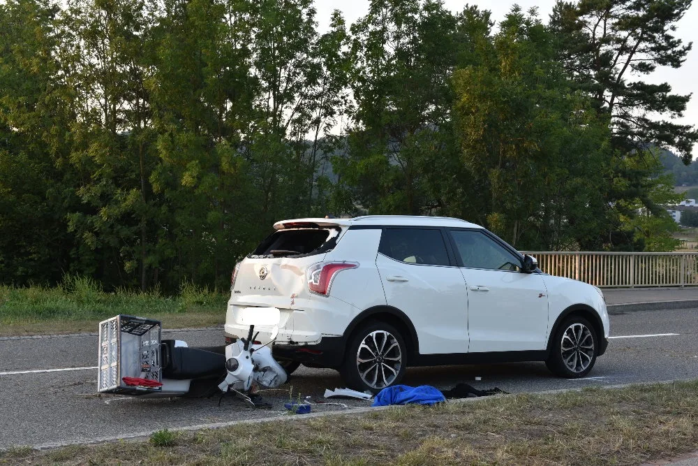 Pfungen ZH - Ein Verletzter bei Verkehrsunfall - Zeugenaufruf
