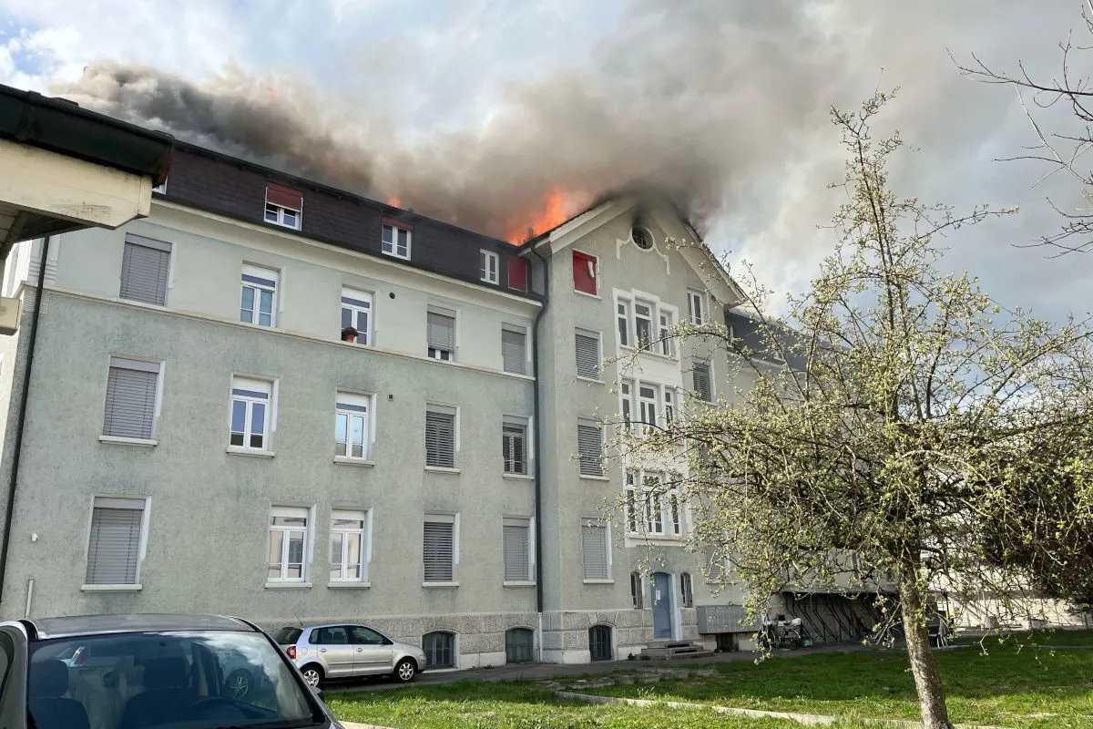 Gerlafingen SO – Dachstockbrand in historischem Gebäude
