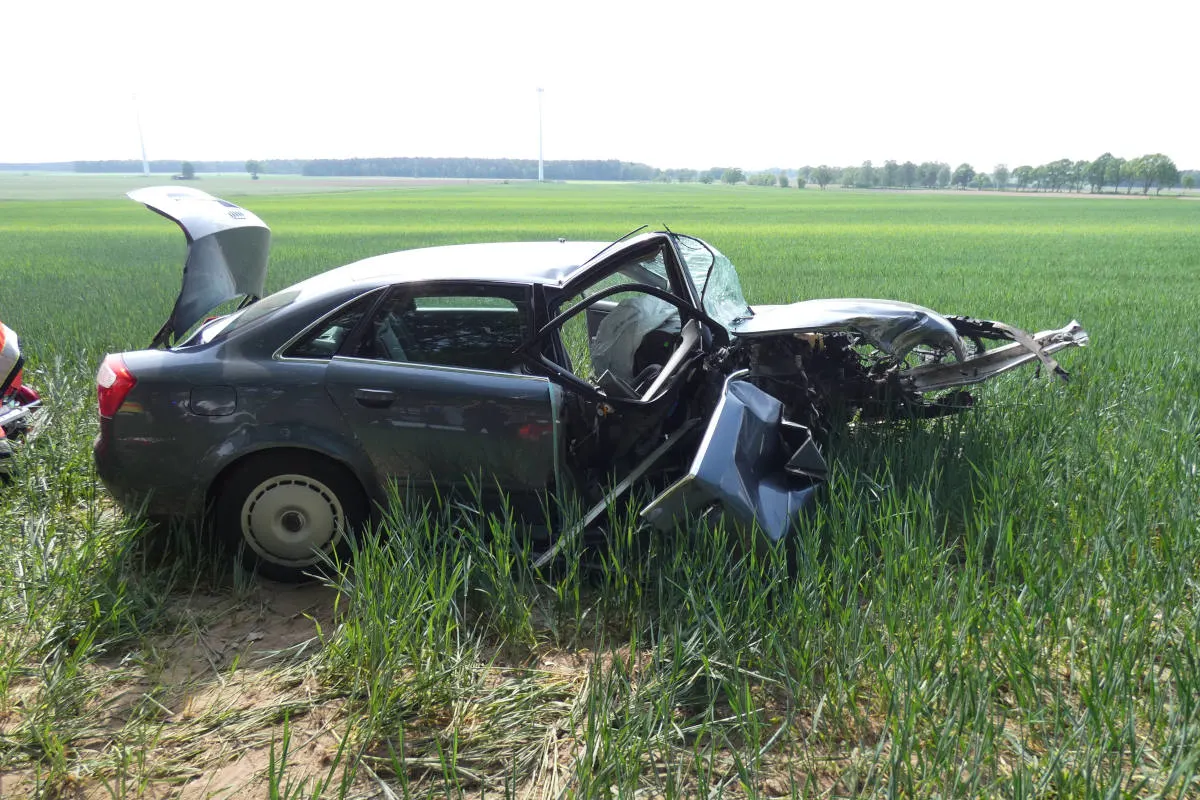 Von Fahrbahn abgekommen und schwer verletzt