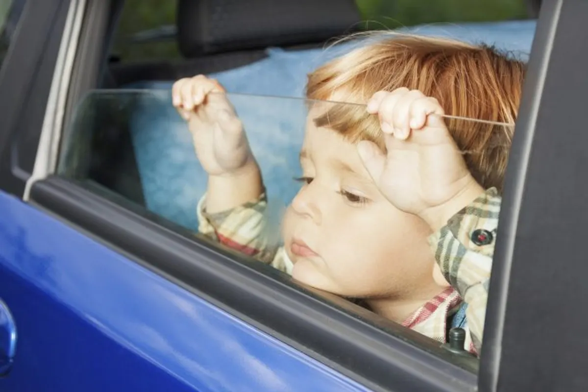 Frankenthal - Zur Mittagszeit schlafendes Kind im Auto gelassen