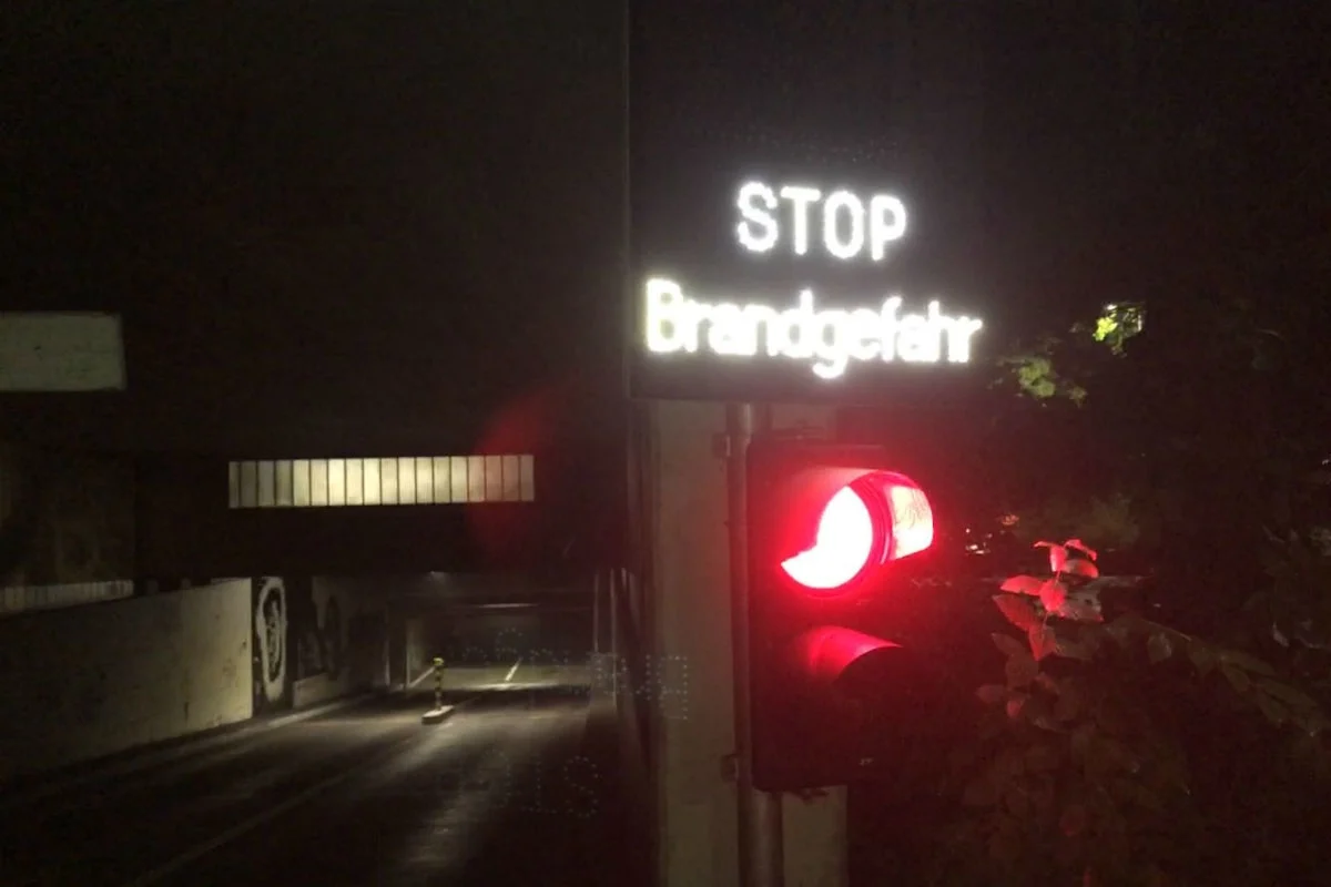 Bern BE - Hoher Schaden durch Fahrzeugbrand in Einstellhalle