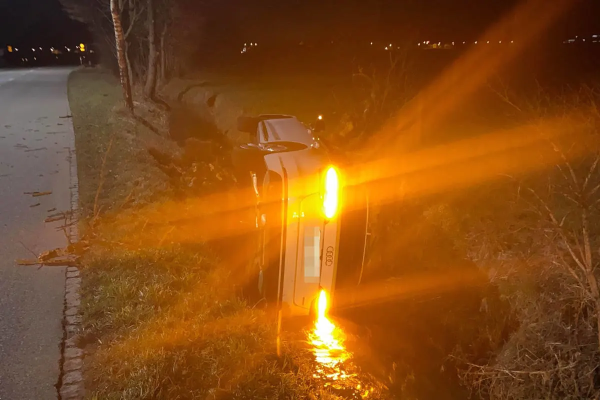 Härkingen SO: Betrunken mit Auto in Baum geprallt