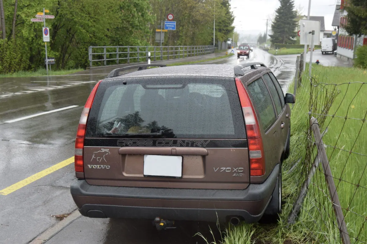 Herisau AR - Selbstunfall mit Auto