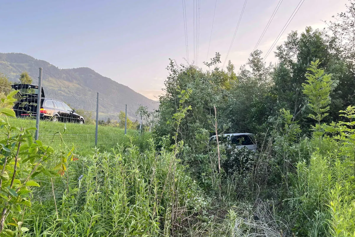 A13 Sennwald SG – Zwei Kinder verletzt nach Unfall wegen Sekundenschlaf
