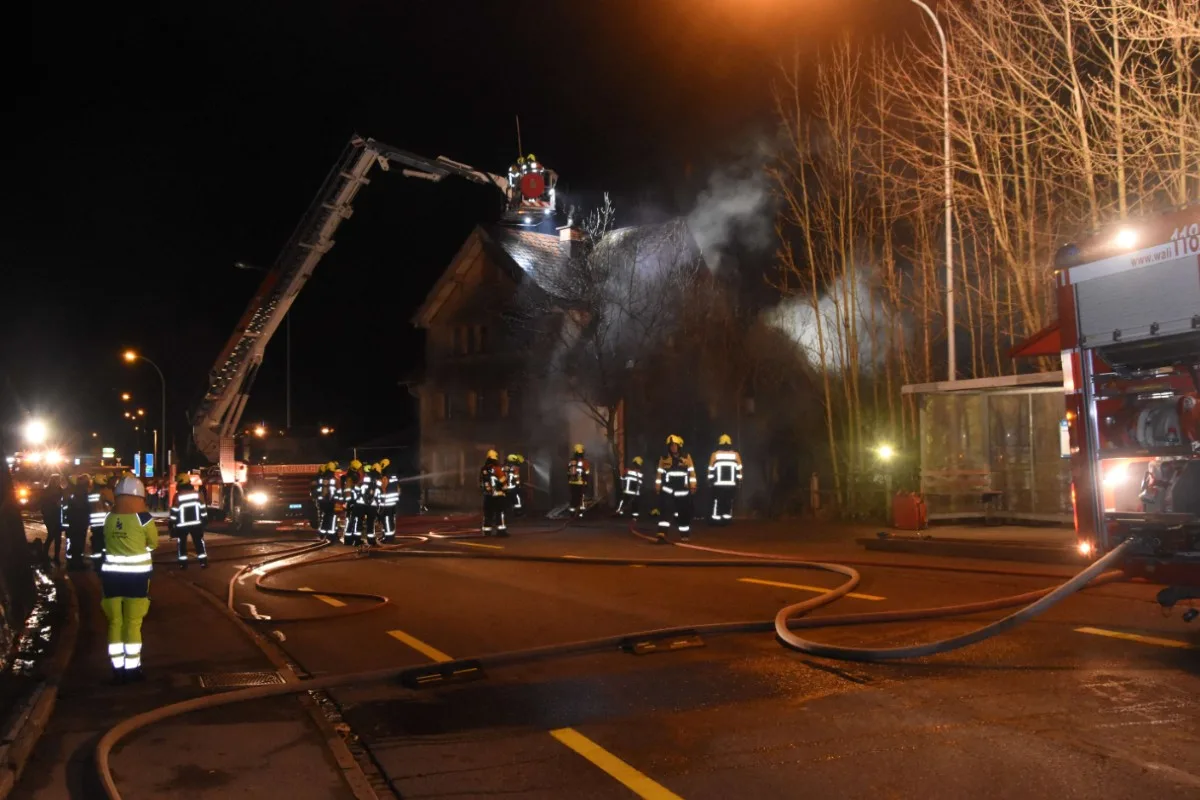 Brand in Lichtensteig -  Die Brandursache im unbewohnten Haus muss ermittelt werden