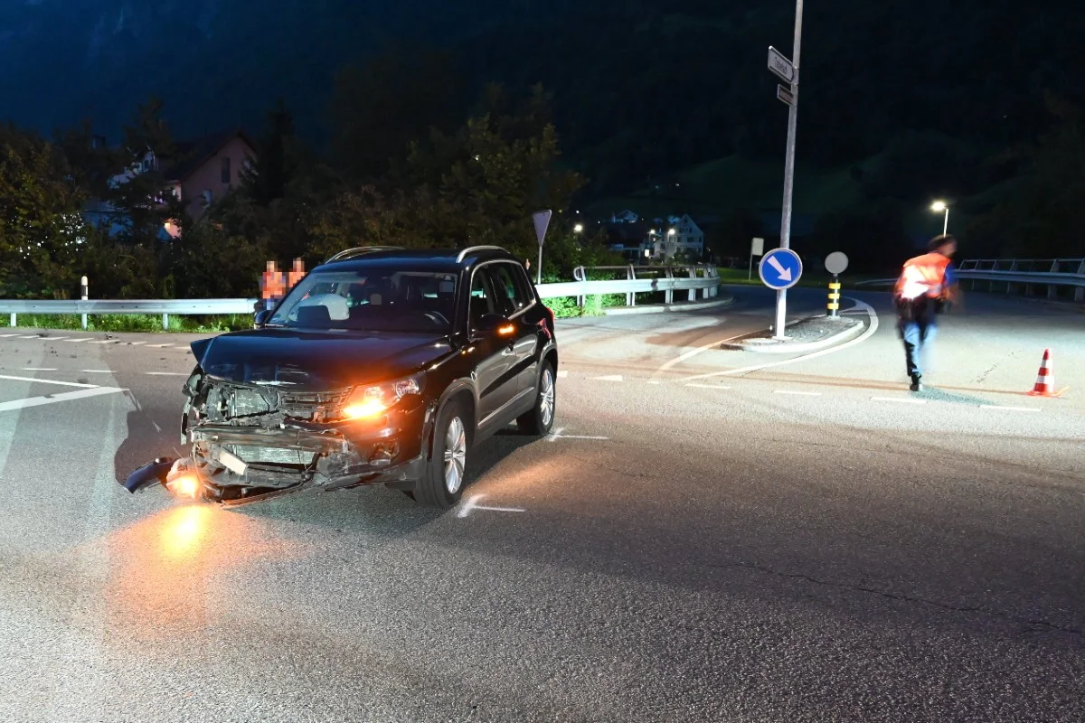  Berschis SG - Heftiger Unfall auf der Sarganserstrasse